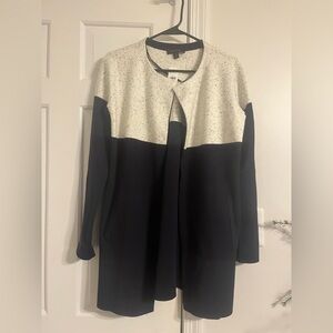 Ann Taylor Navy and White Speckled  Color block open front sweater